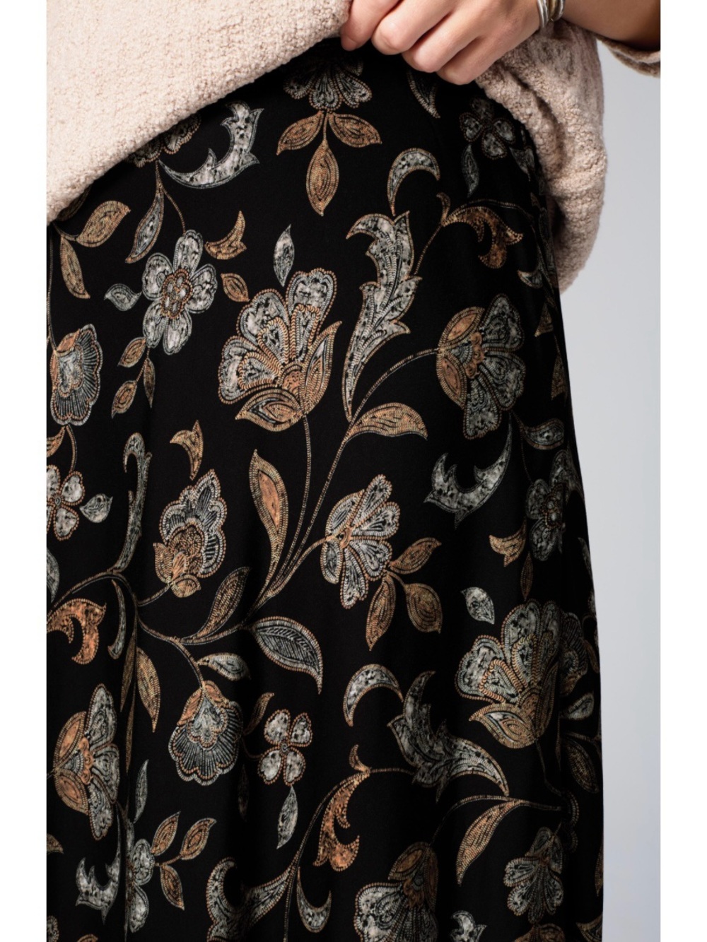 NEW J.Jill Black Floral Paisley Midi Semi Swing Skirt Silk-Like Viscose Academia - Picture 3 of 15